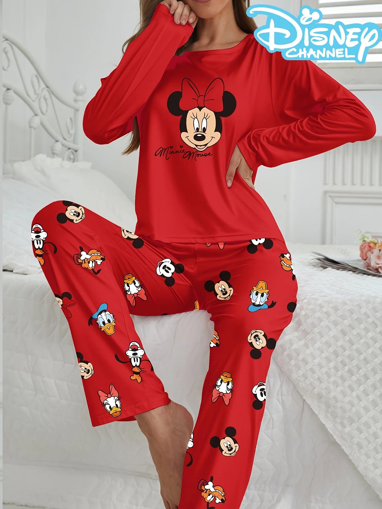 Women's pajama set with cute Disney Minnie prints, long-sleeved top and pants, comfortable for home or outdoor wear