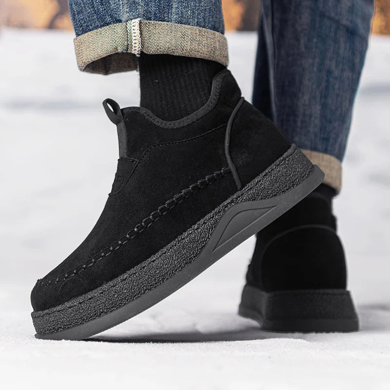 Brown Solid Colour Anti Slip Man Boots 2026 Autumn Hot Sell Men Casual Shoes Four Seasons Light Weight Outdoor High Top Footwear